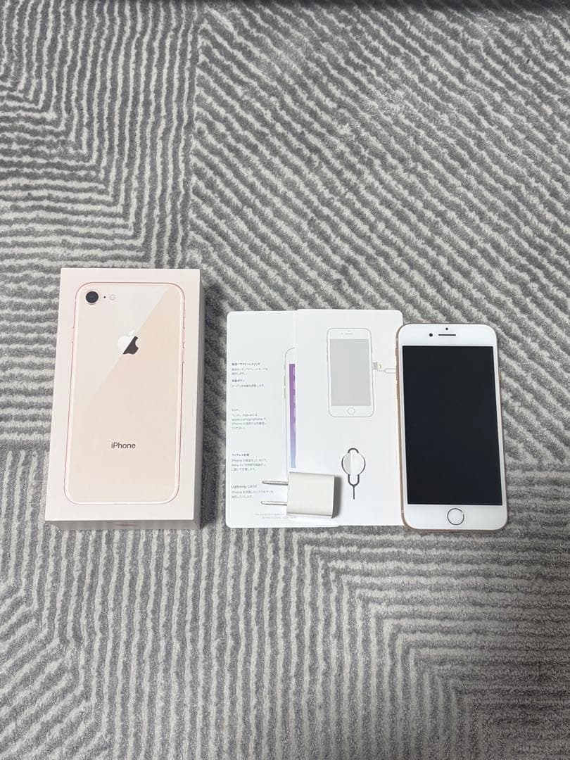 iPhone8 64GBゴールド SIMフリー バッテリー87% 箱・付属品付き