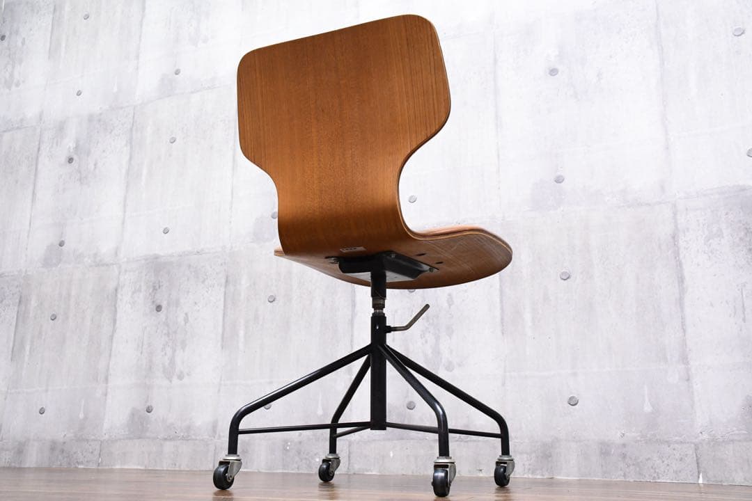 EGK53 天童木工 Tendo 剣持勇 ヴィンテージ デスクチェア キャスター