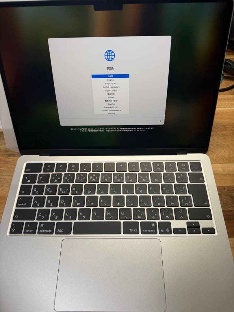 Apple MacBook Air 13.6インチ M4 MW0W3J/A