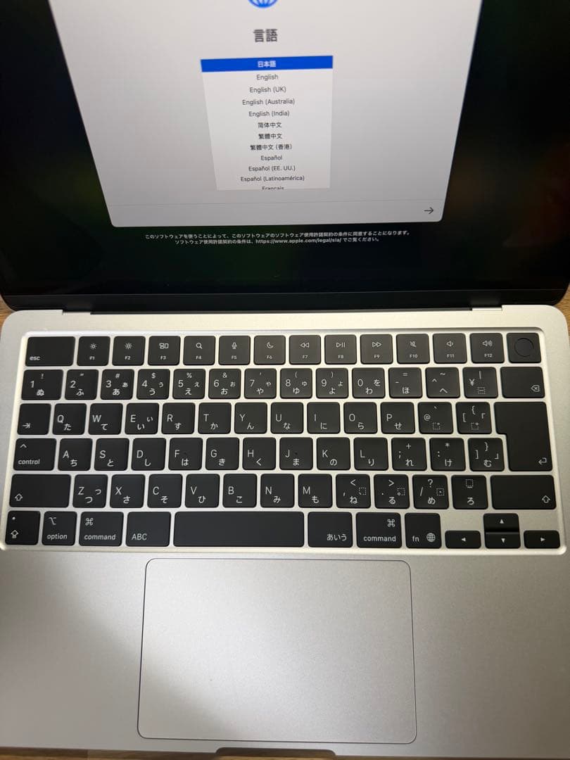 Apple MacBook Air 13.6インチ M4 MW0W3J/A
