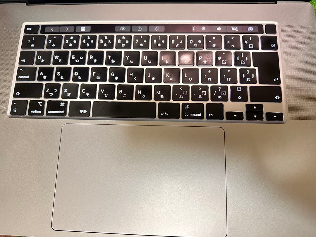 MacBook Pro 16インチ2019 / i7 / 16GB / 512G