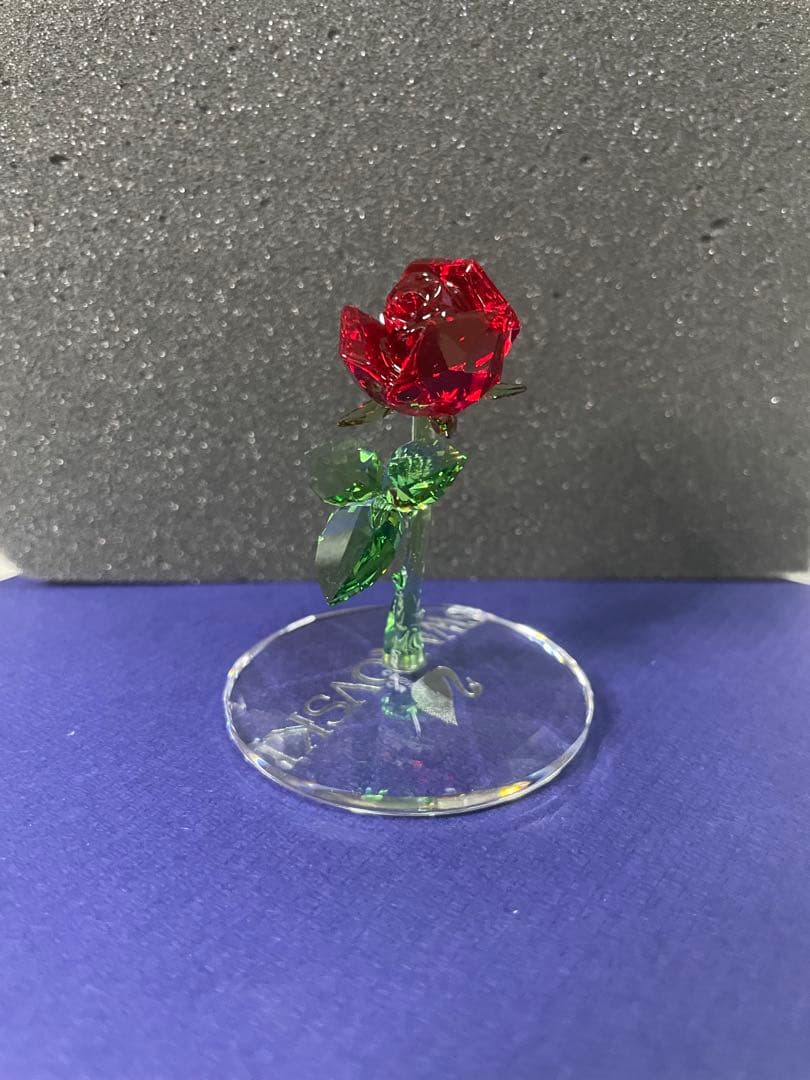 【美品】【一度も飾っていません】スワロフスキー　魔法のバラ　ディズニー