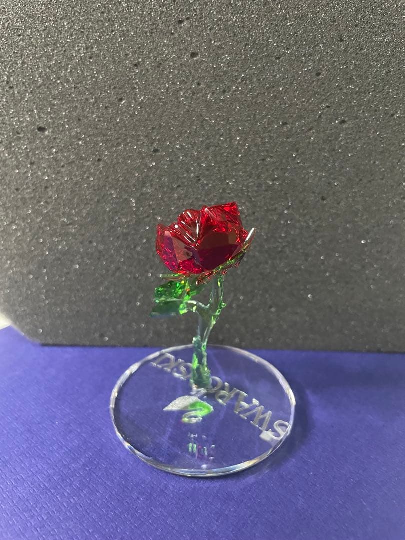 【美品】【一度も飾っていません】スワロフスキー　魔法のバラ　ディズニー