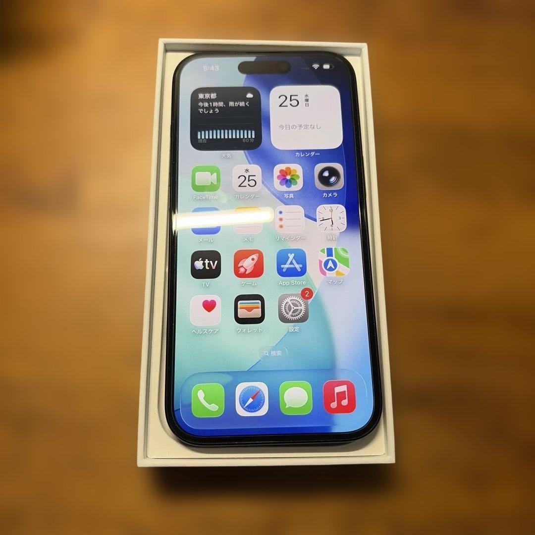 Apple iPhone 15 ブラック　美品