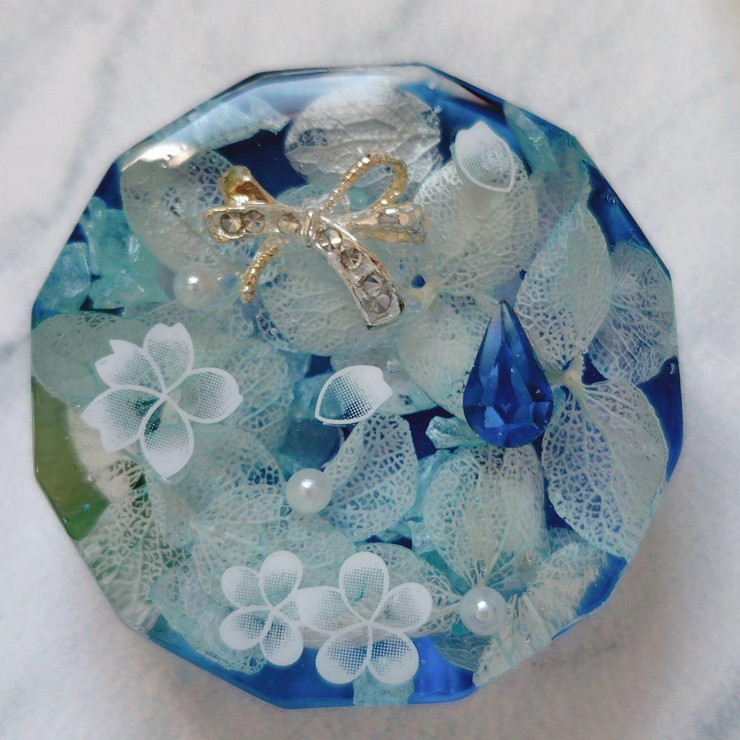 8.綺麗ブルー　ハンドメイドレジンアクセサリー