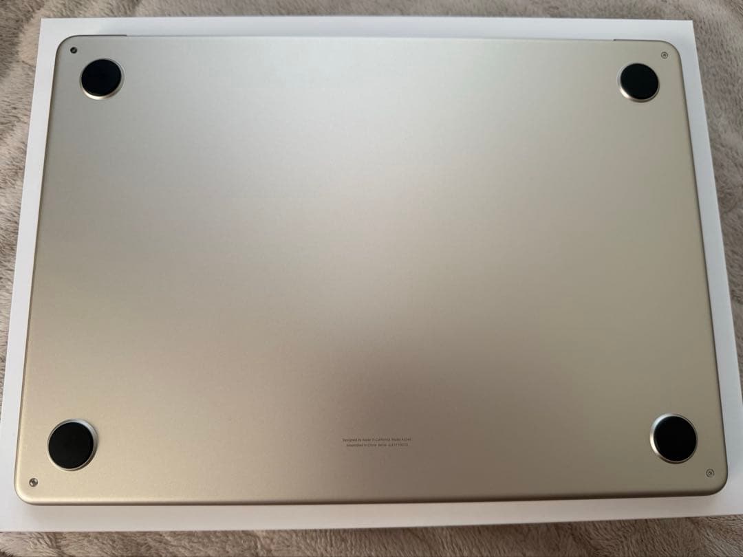 MacBook Air M4チップ 13インチ メモリ16GB スターライト