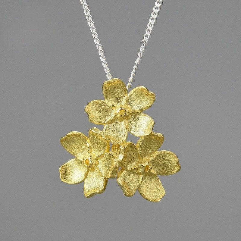 ワスレナグサのペンダント - 大切な人への贈り物に最適　R419