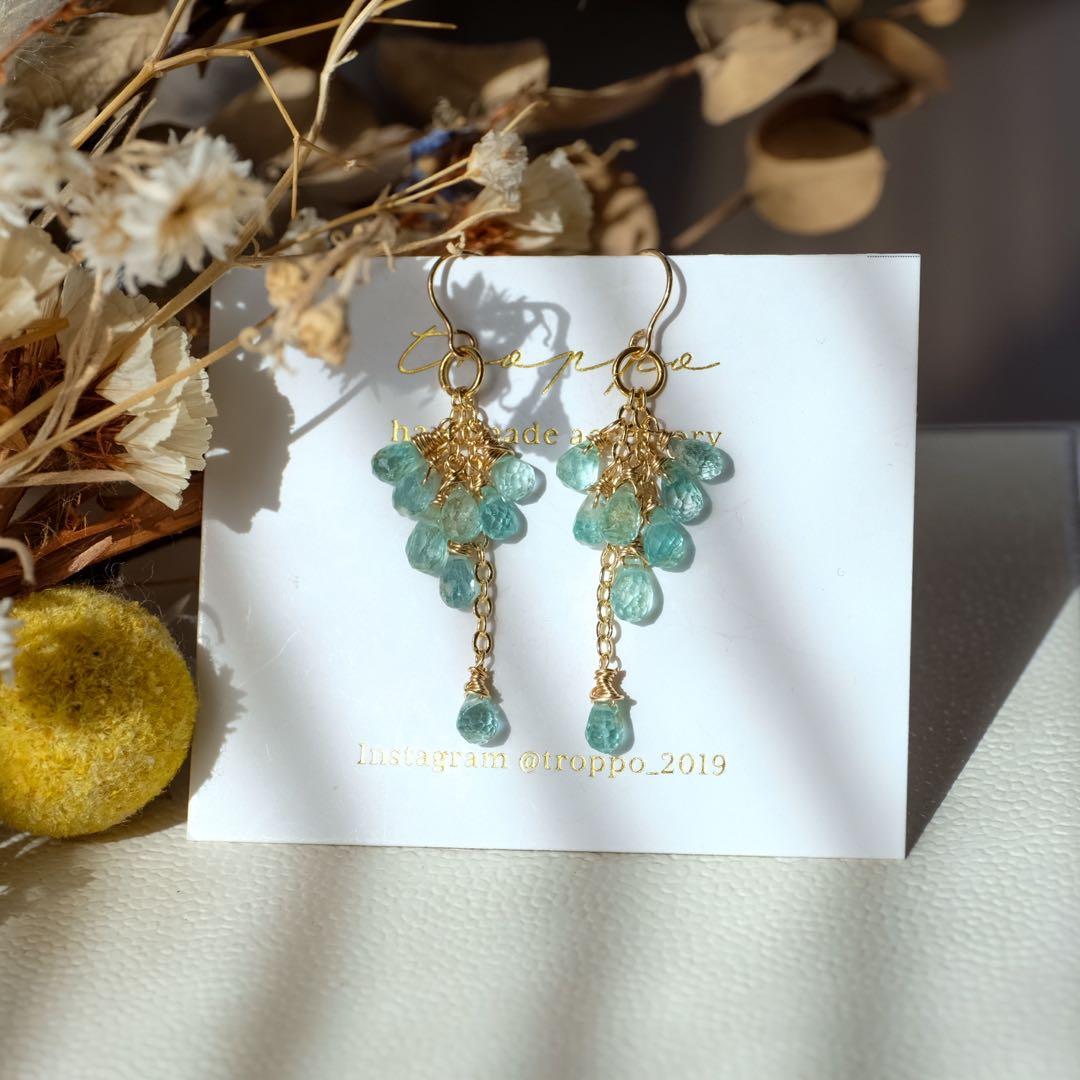 14kgfロシア産エメラルドピアス/イヤリング