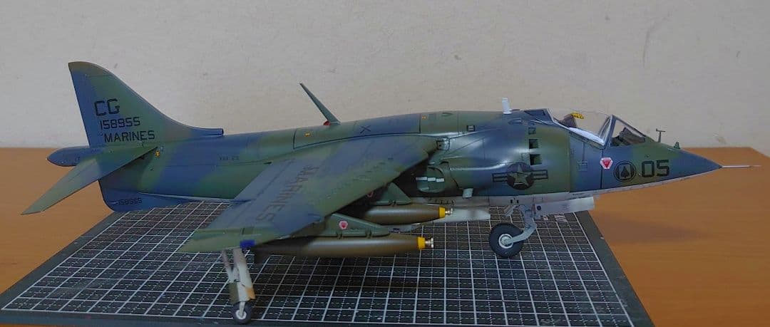 1/48 ホーカーシドレー AV-8A ハリアー 戦闘機