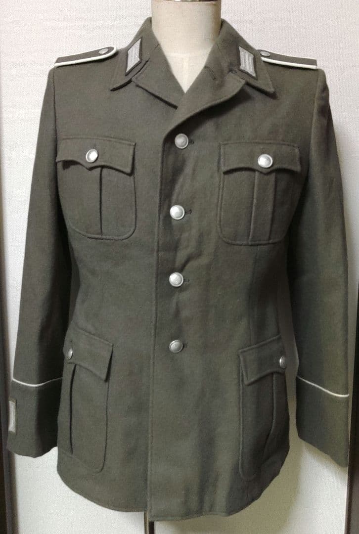 東ドイツ軍ジャケット②