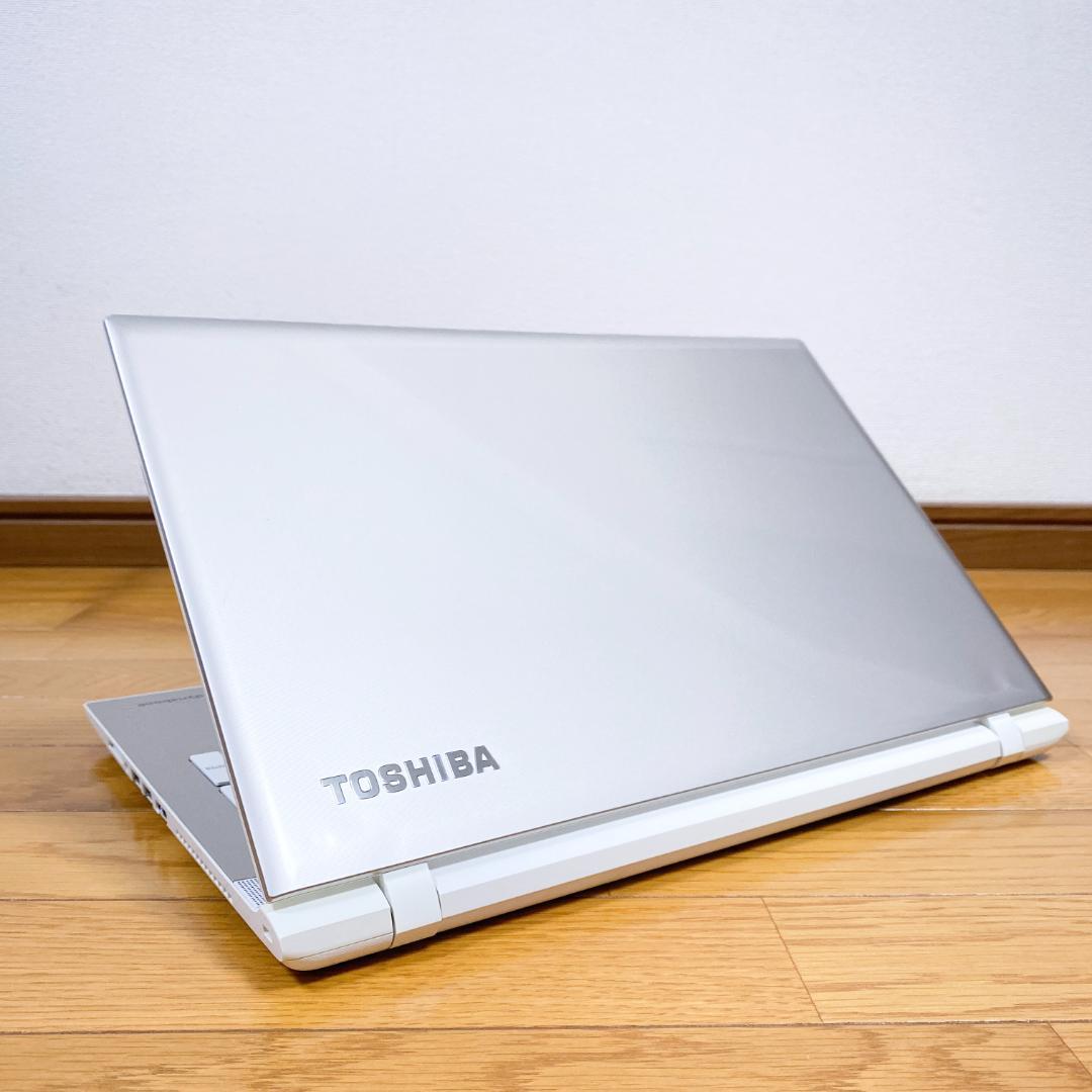 美品✨東芝ノートパソコン 新品SSD 第6世代i3 メモリ8 win11 カメラ