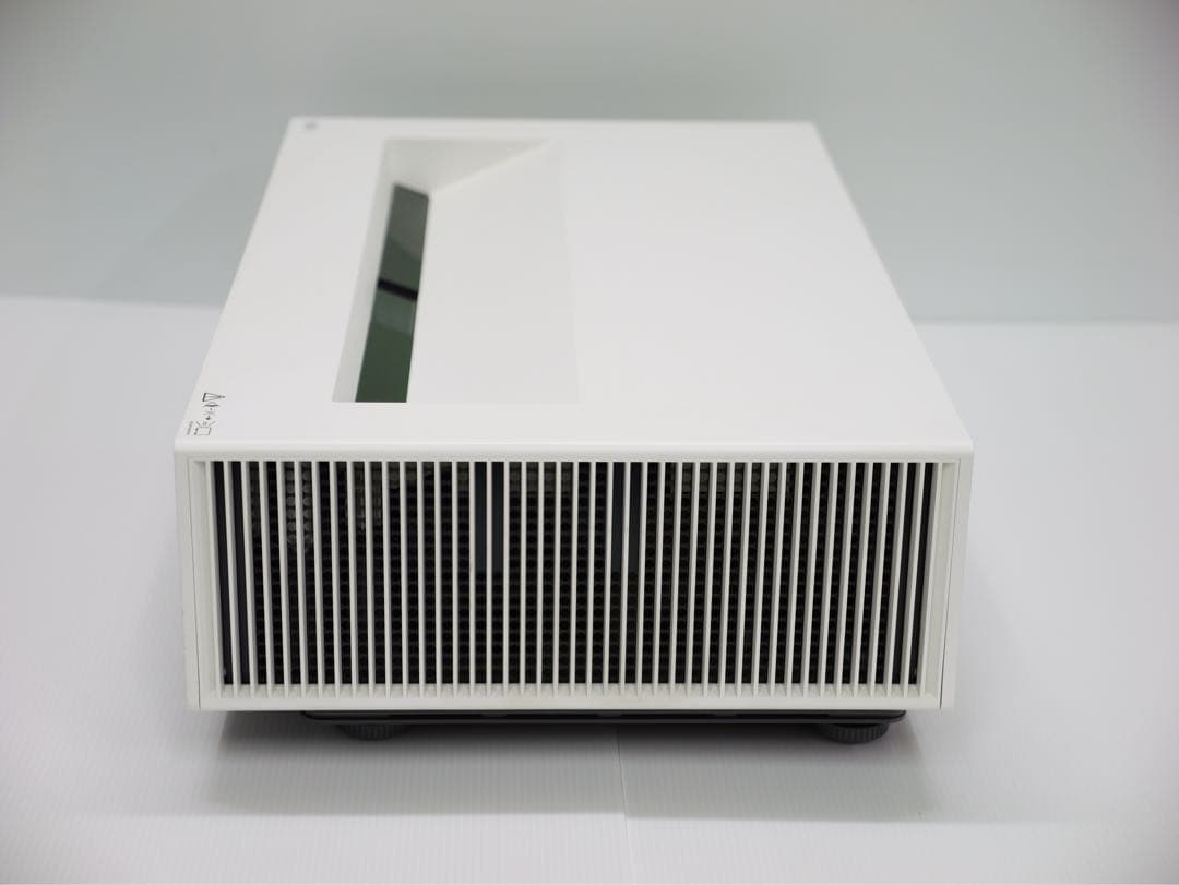 LG HU715QW-AJL 4K超短焦点　プロジェクター