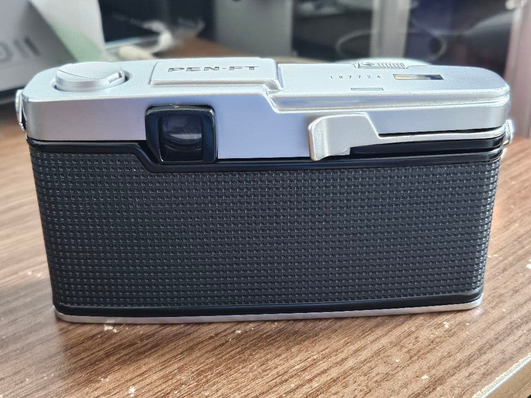 Olympus PEN FT ハーフサイズ一眼レフ フィルムカメラ