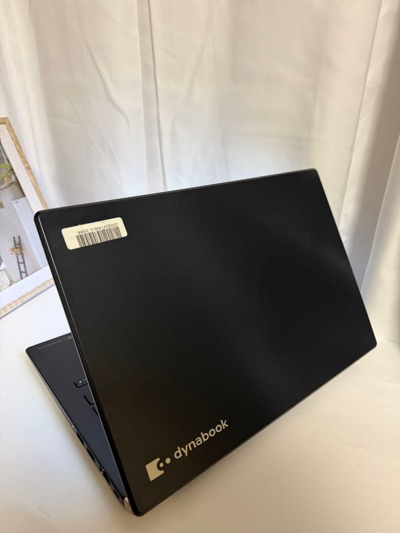 u*a様 TOSHIBA dynabook Core i5 8世代 8GB/12