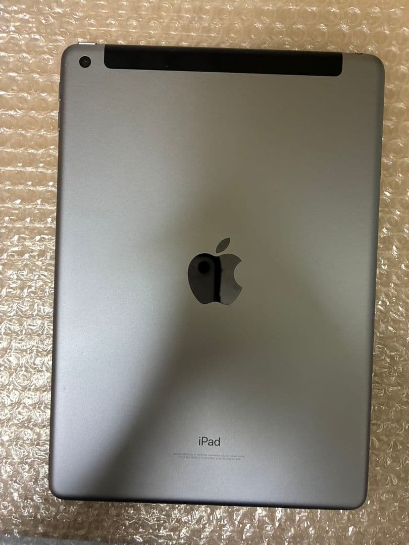 Apple iPad6世代　32GB　スペースグレイ　セルラー