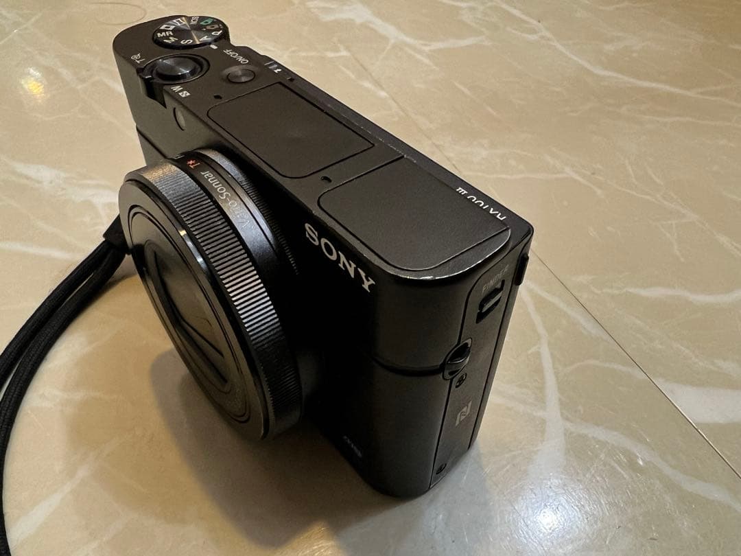 SONY コンパクトデジタルカメラ RX100Ⅲ