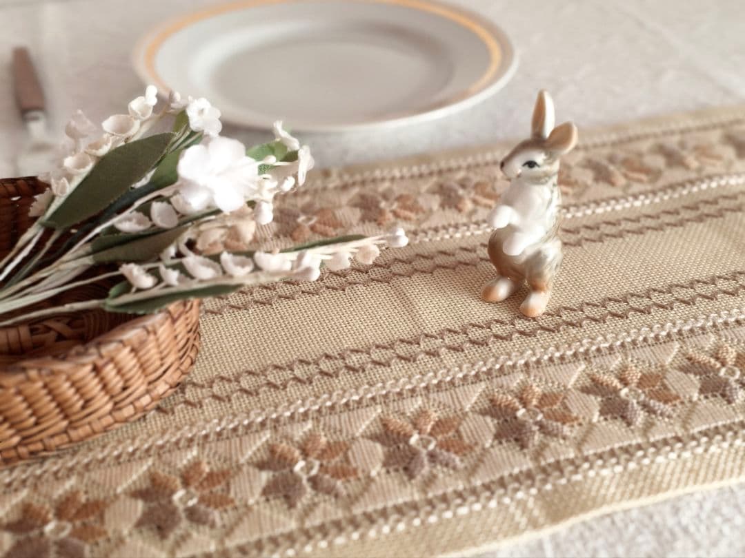 【たぁこ*さま】vintage ❀ ベージュ ブラウン お花がら ランナー
