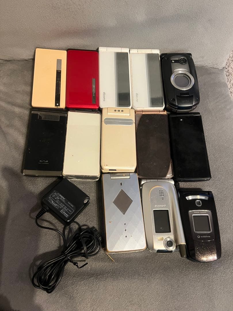 複数の携帯電話本体