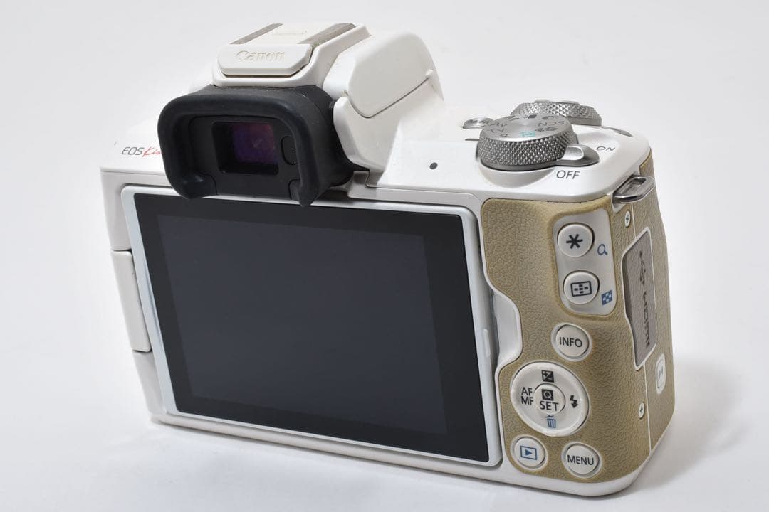 Canon EOS Kiss M デジタルカメラ 本体