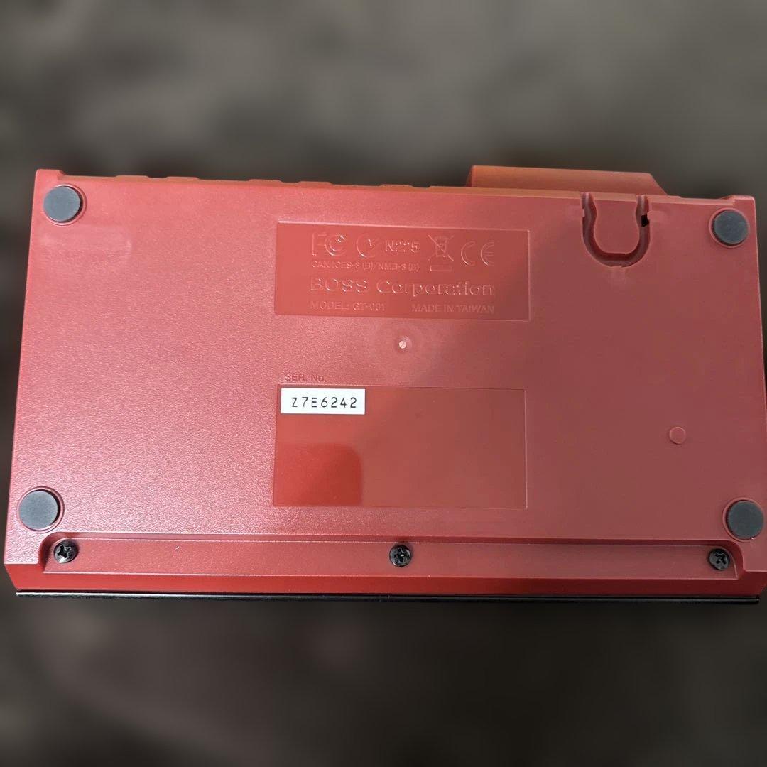 BOSS GT001 ギターマルチエフェクター
