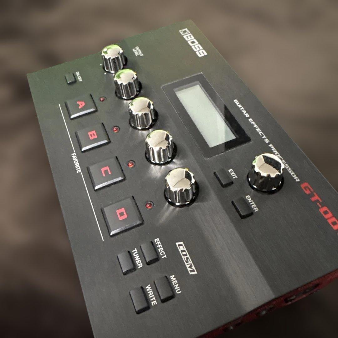 BOSS GT001 ギターマルチエフェクター