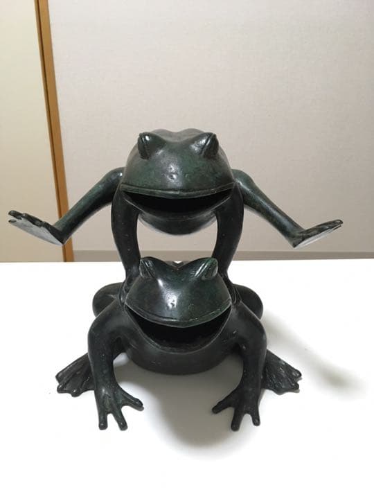 飛躍のカエル