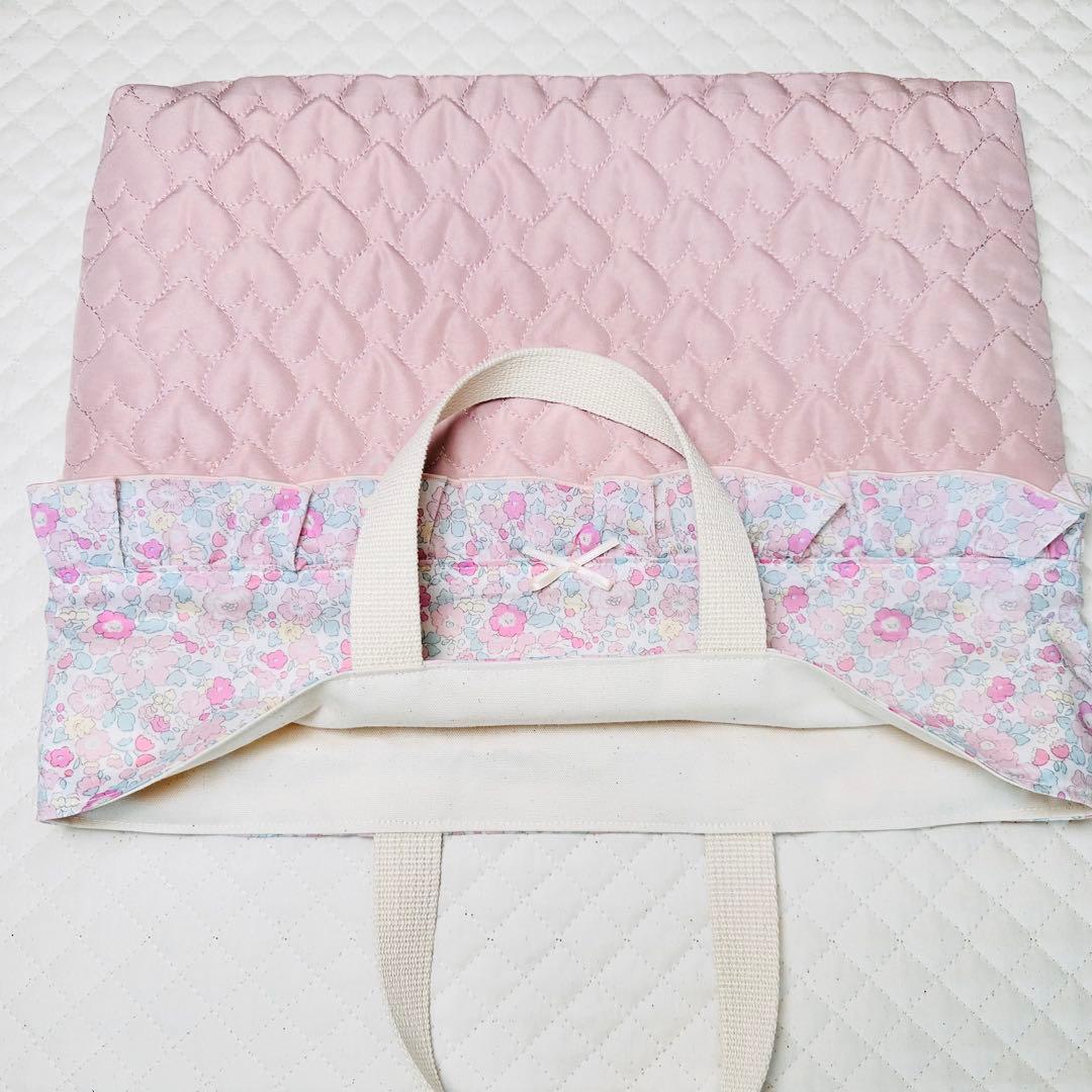 ハンドメイド　リバティ生地　ベッツィ　タナローン　レッスンバッグ　女の子　ピンク