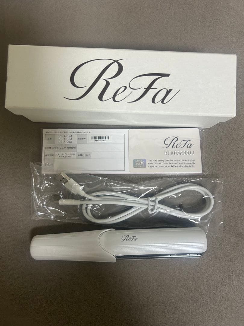ままうさぎさん専用　ReFa RE-AIZZA ストレートヘアアイロン