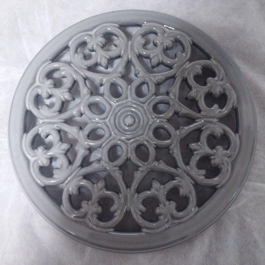 staub ストウブ リリートリベット 23 cm