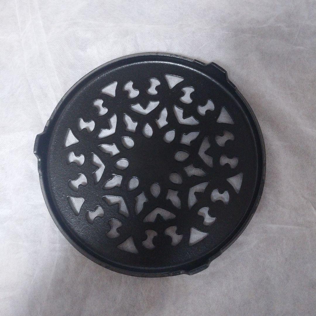 staub ストウブ リリートリベット 23 cm