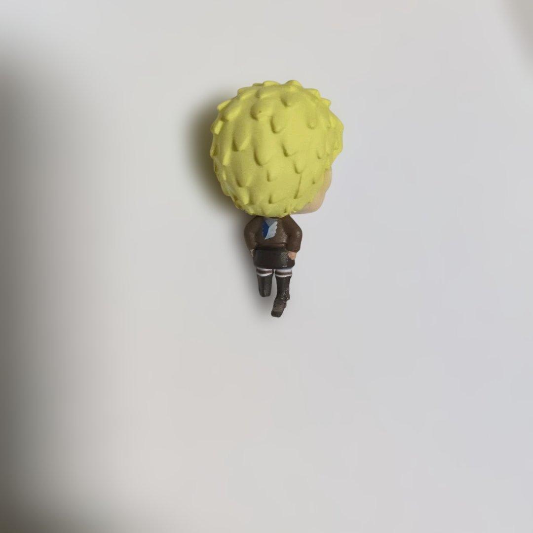 進撃の巨人　ライナー　ブラウン　セブンイレブン限定　ミニフィギュア