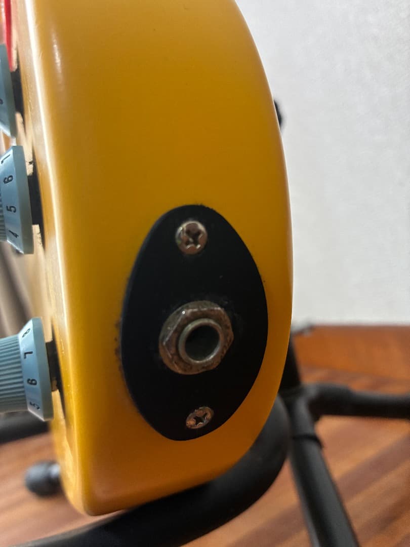 ウンジャマラミー　ギター　UJL-2000