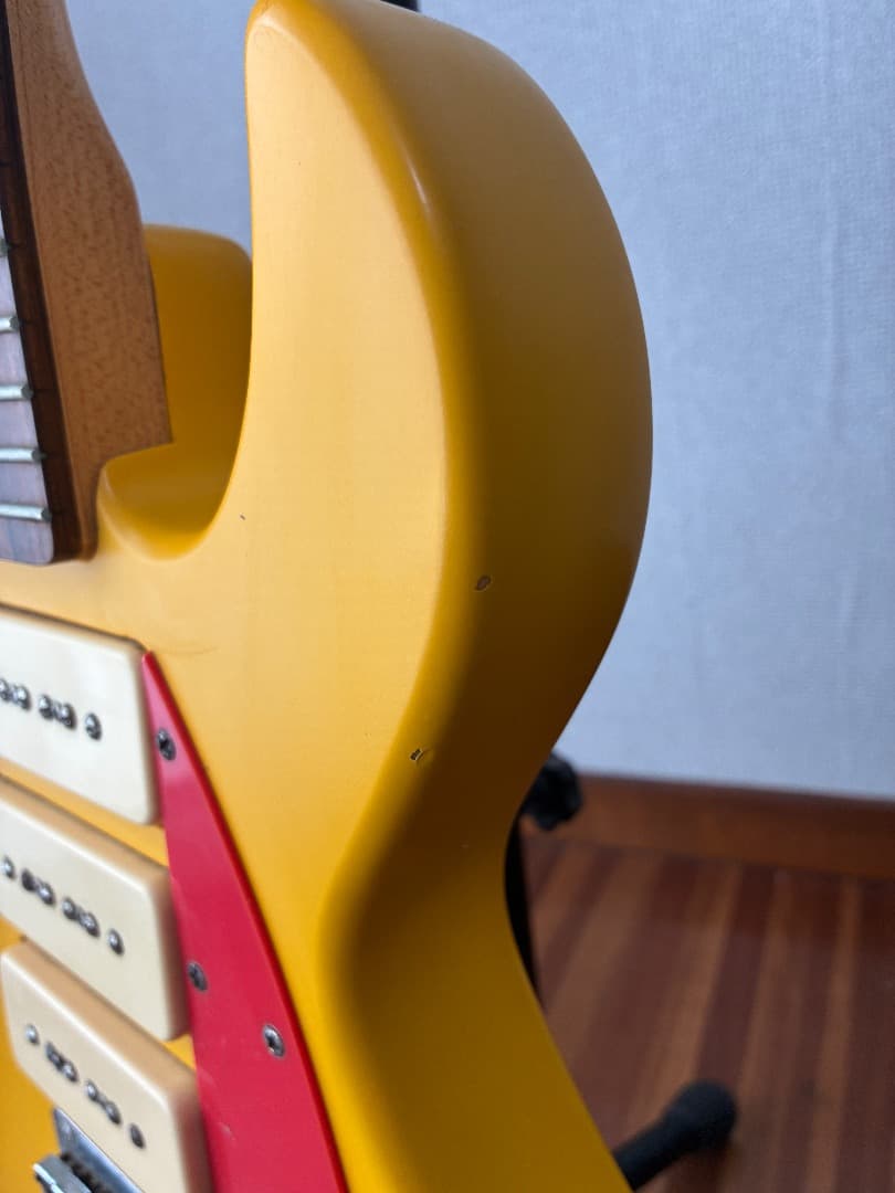 ウンジャマラミー　ギター　UJL-2000