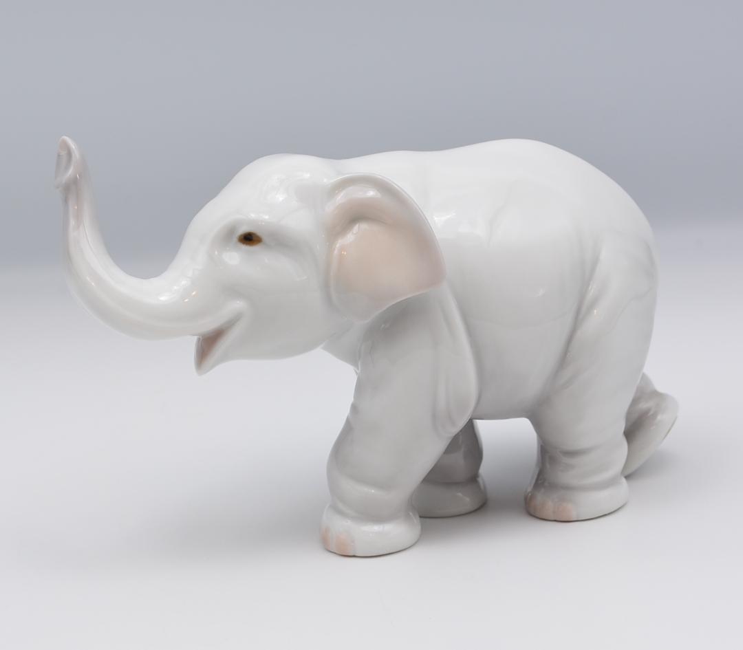 幸運の象　＃8036／8393　２体セット　★リヤドロ　スペイン　ポーセリン