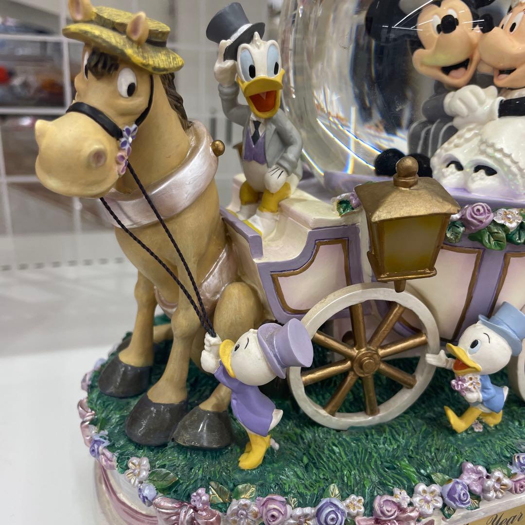 ディズニー 2000年記念 スノーグローブ オルゴール付