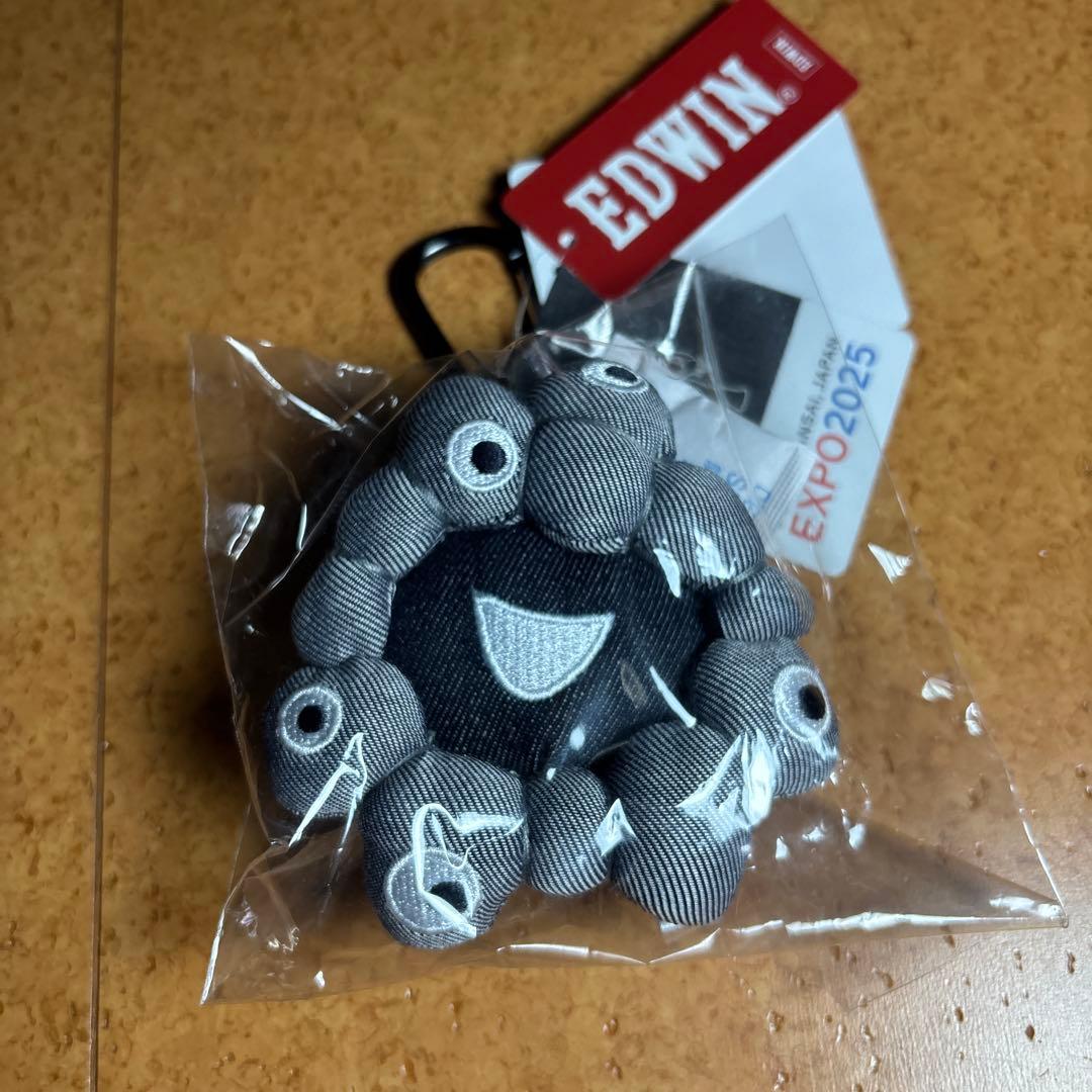 ミャクミャク EDWIN EXPO2025 マスコット (フェイス) カラビナ