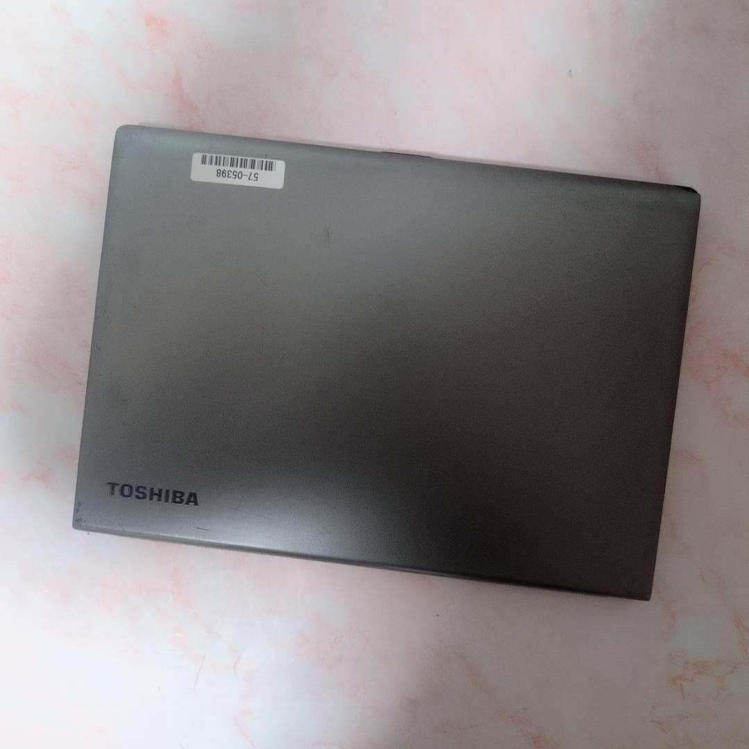 東芝dynabook R63M 第8世代i5 8GB SSD256GB オフィス