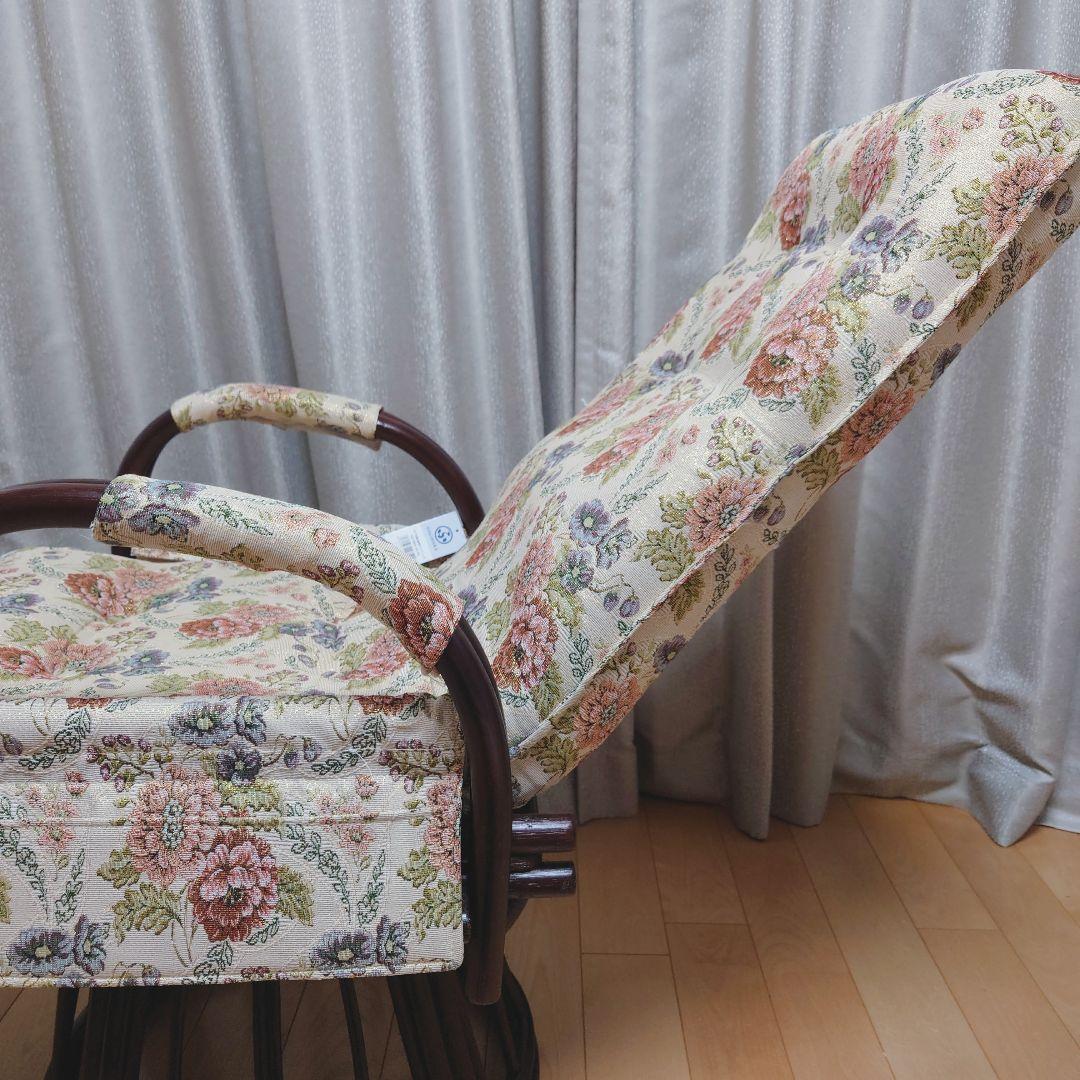 未使用 ラタン 回転椅子 　萩原 　ハイタイプ 籐