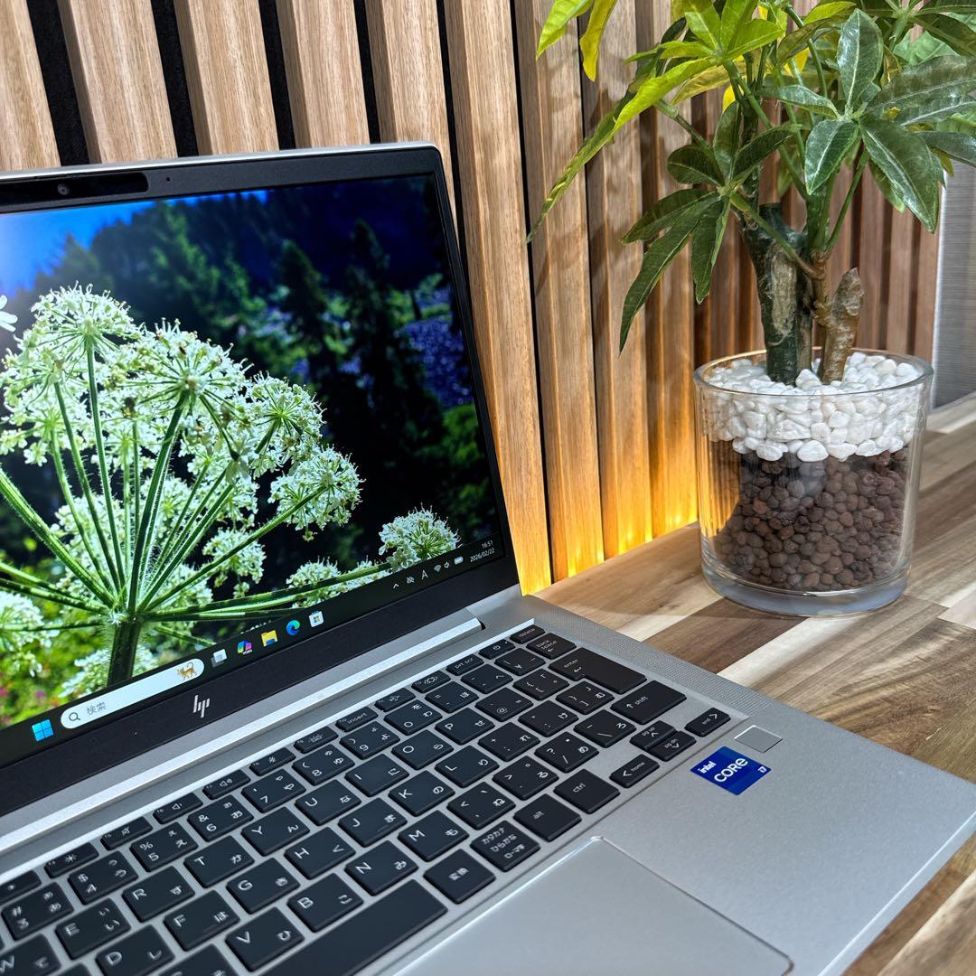 美品2023年モデル‼️HP☘i7☘16GB☘SSD512GB☘ノートパソコン