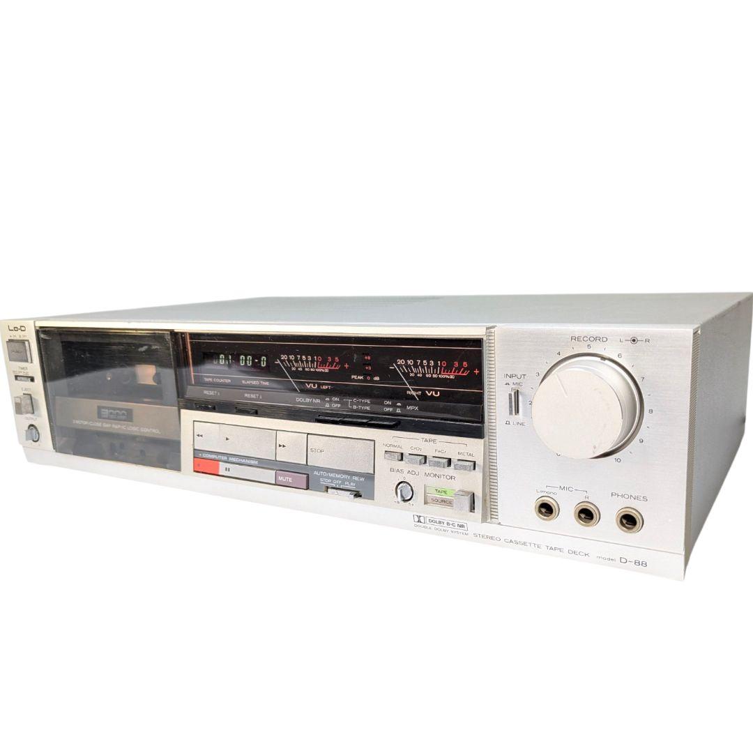 80年代の風格漂うデザイン。Lo-D D-88 カセットデッキ 現状品。