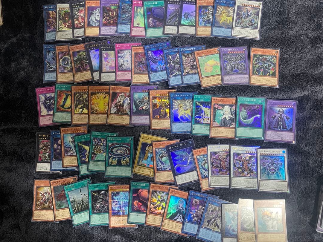d*7様 [遊戯王]引退品！　1万枚相当　レアリティ多数