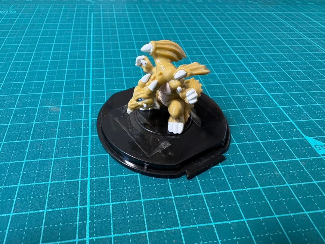 遊戯王　ダンジョンダイス　炎の剣士　千年竜