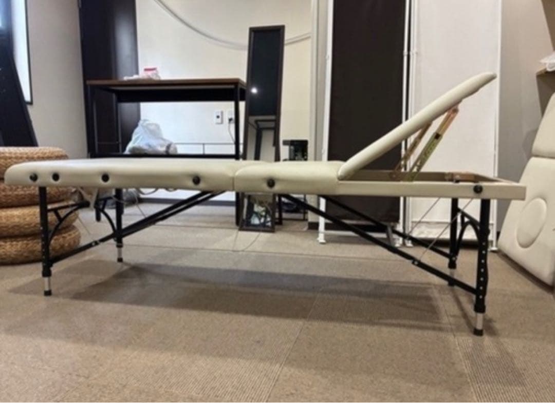 【新潟市中央区現地渡し】1度使用のみ超美品！軽量 アルミ製 折りたたみベッド