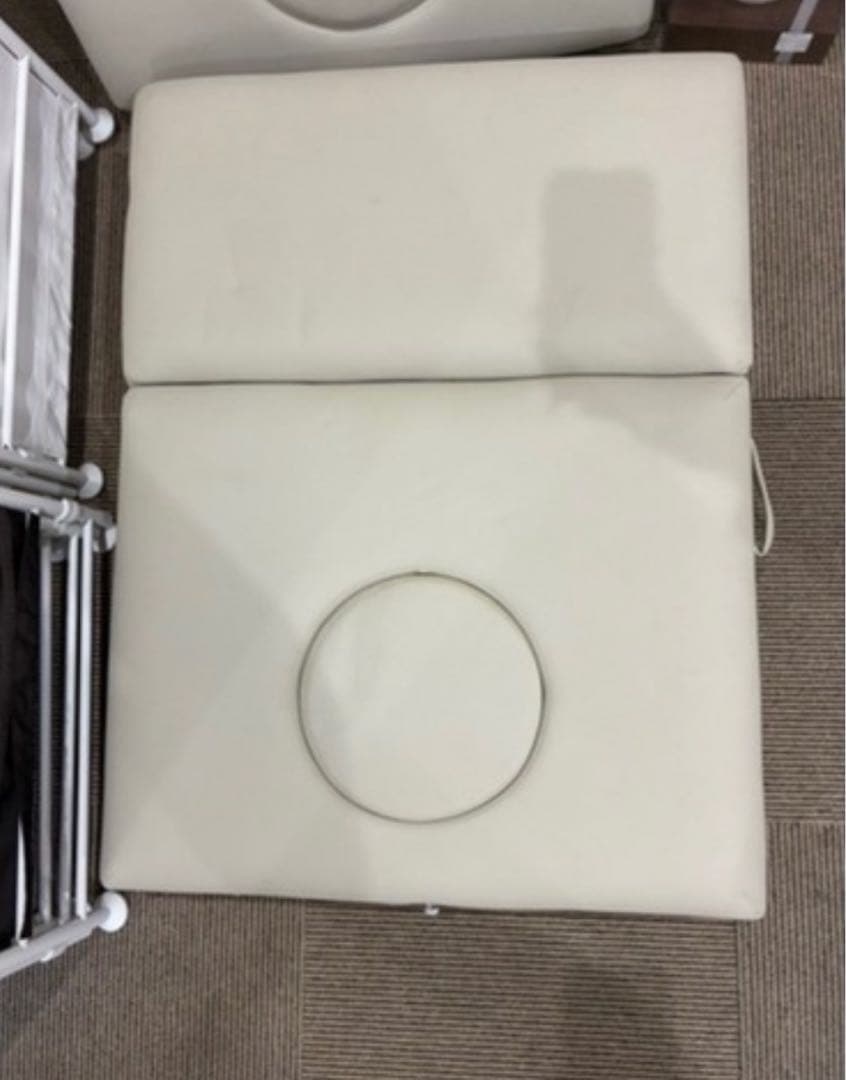 【新潟市中央区現地渡し】1度使用のみ超美品！軽量 アルミ製 折りたたみベッド