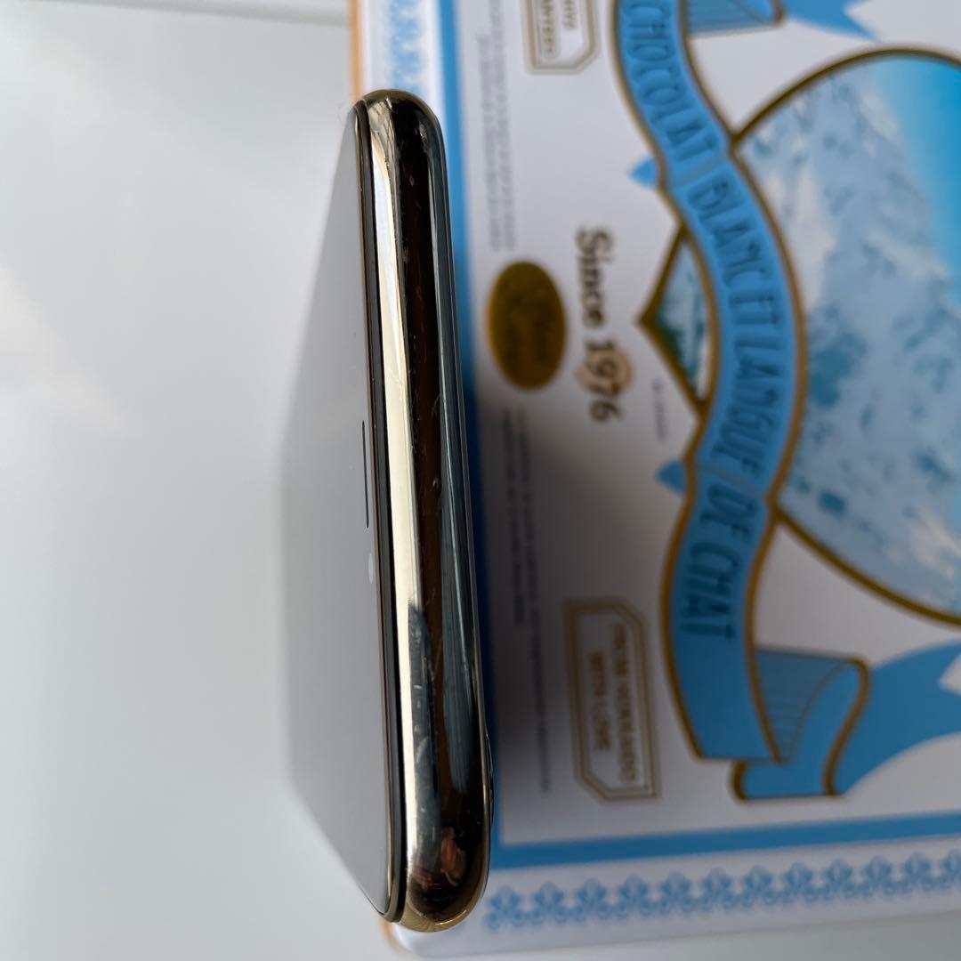学泉　Apple iPhone X ホワイト 本体　64GB