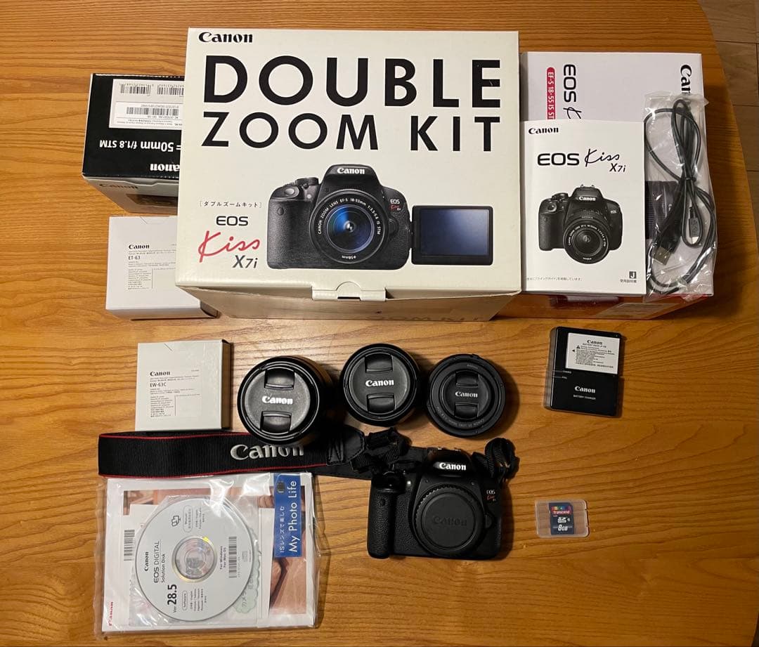 Canon EOS Kiss X7i ダブルズームキット　おまけ多数！
