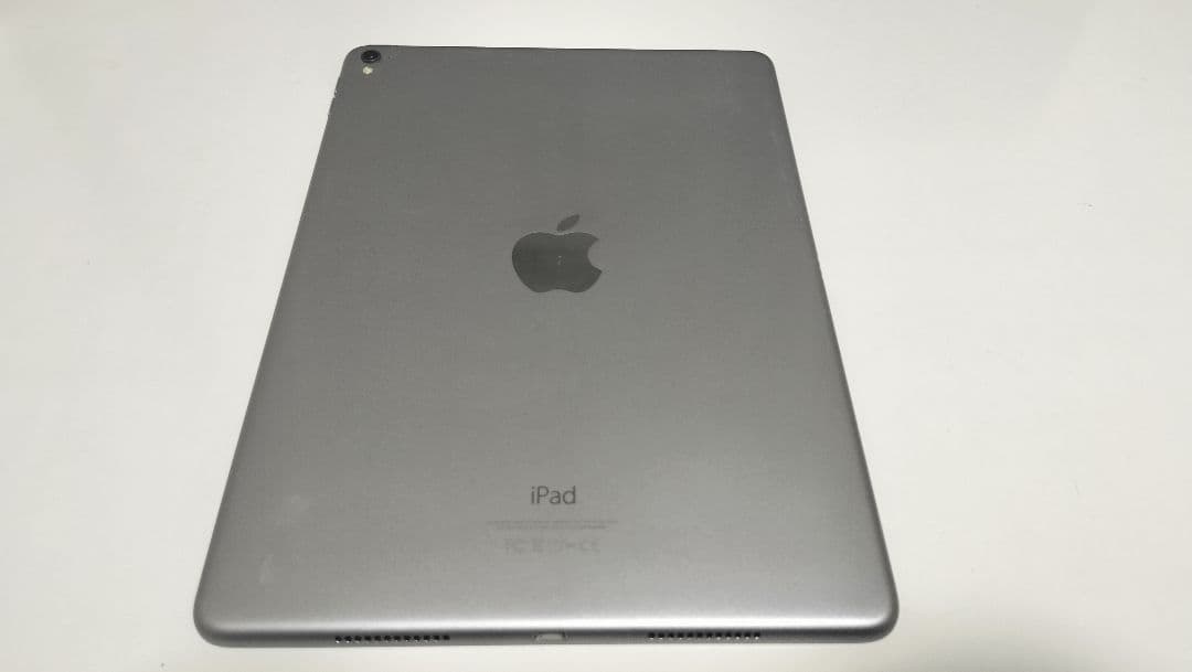 iPad Pro 9.7 128GB シルバーA1673 Apple 動作確認済