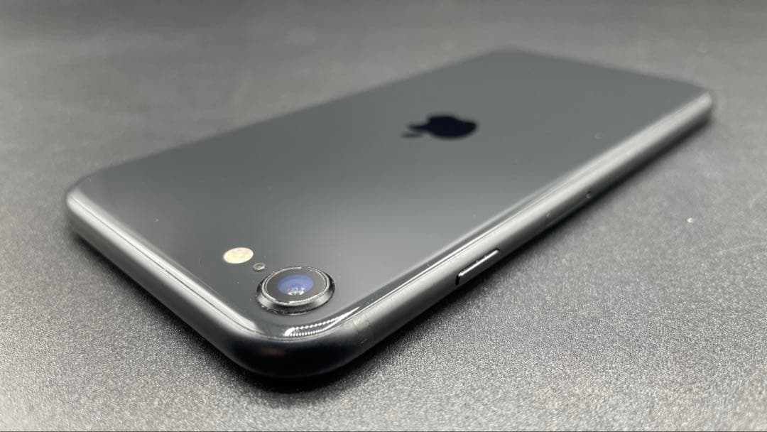 【美品】iPhoneSE2 第二世代 64GB 本体 バッテリー最大容量100%