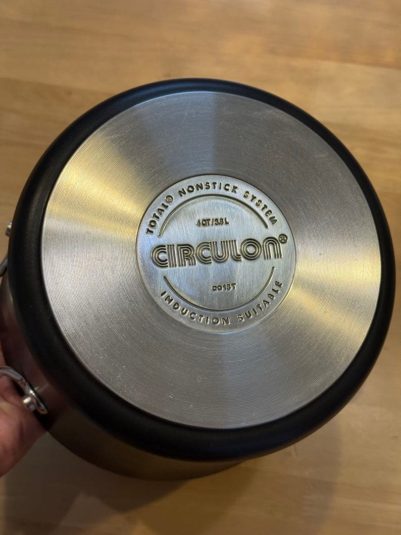 みのり様　新品未使用　マイヤー　CIRCULON 深型　両手鍋 20cm