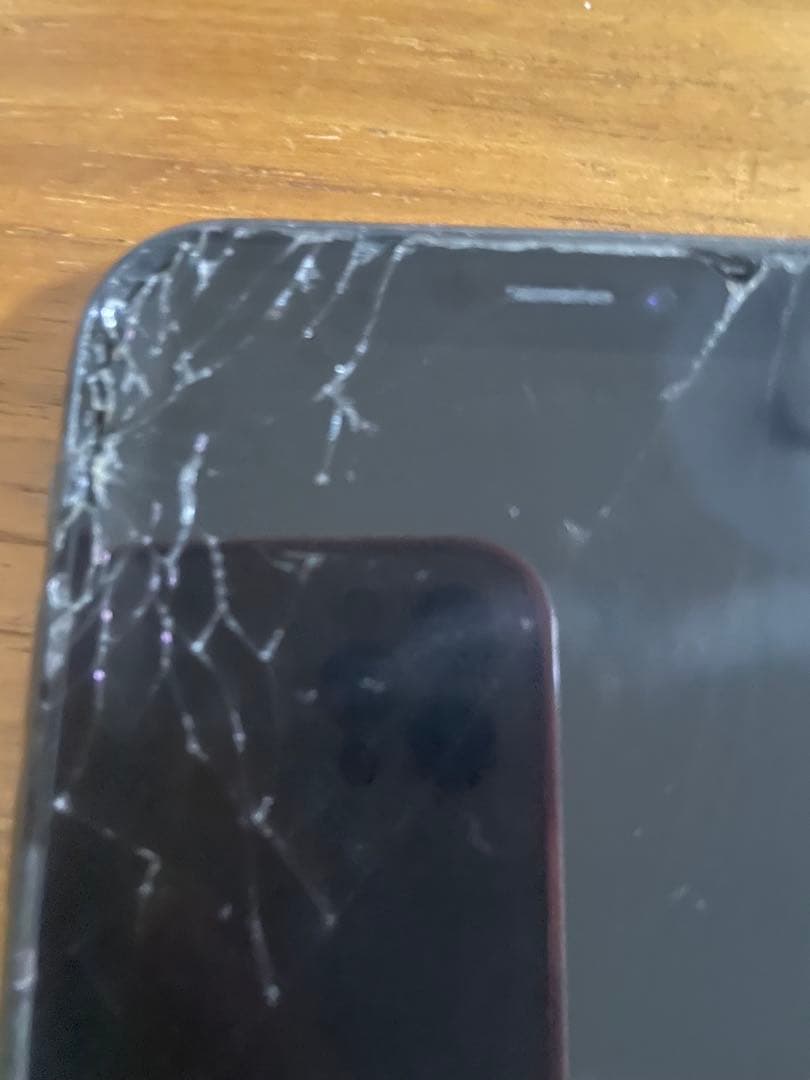 iPhone11 画面割れ